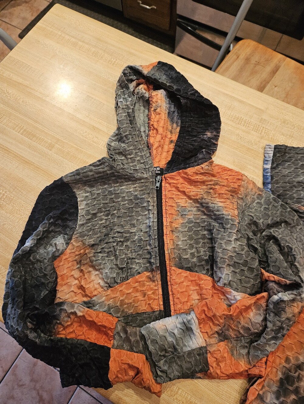 Women's Orange & Black Textured Zip Hoodie Jogger Set - Picture 2 of 7